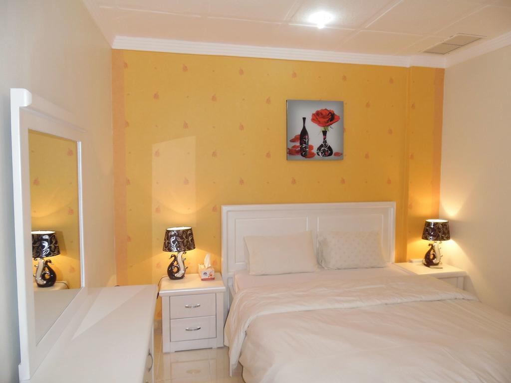 Leader Apartments 2 Кувейт Номер фото