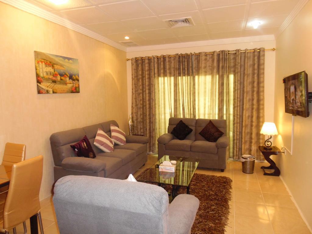 Leader Apartments 2 Кувейт Номер фото